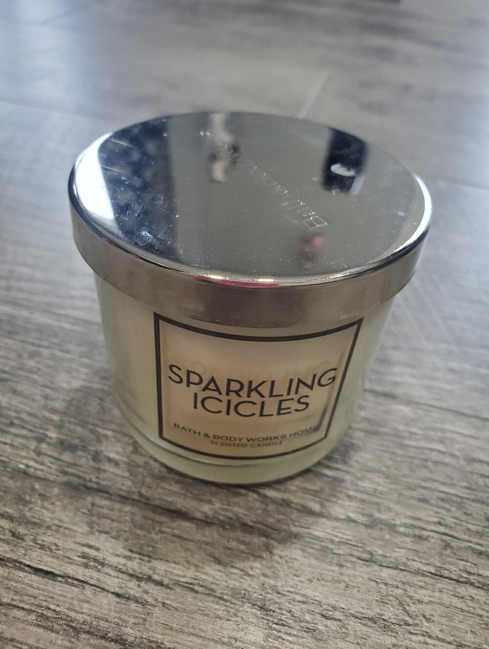 Bath And Body Works Sparkling Icicles Candle